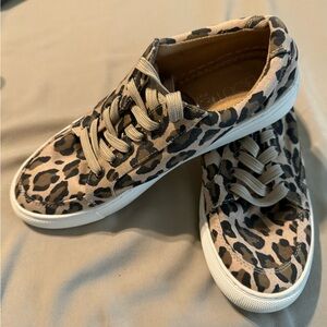Leopard print shoes